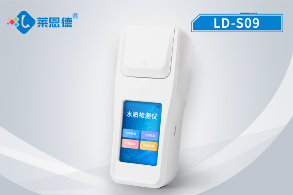 檢測(cè)魚塘水質(zhì)什么時(shí)候*好？（水質(zhì)檢測(cè)儀的多項(xiàng)目檢測(cè)）